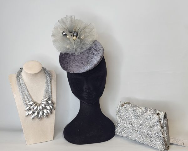 NATALIE - GREY VELVET AND PEARL FASCINATOR - SAMPLE SALE - Image 6