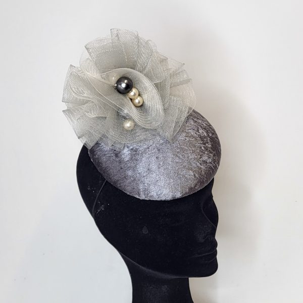 NATALIE - GREY VELVET AND PEARL FASCINATOR - SAMPLE SALE - Image 5