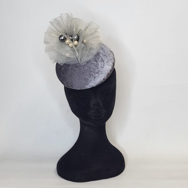 NATALIE - GREY VELVET AND PEARL FASCINATOR - SAMPLE SALE - Image 4