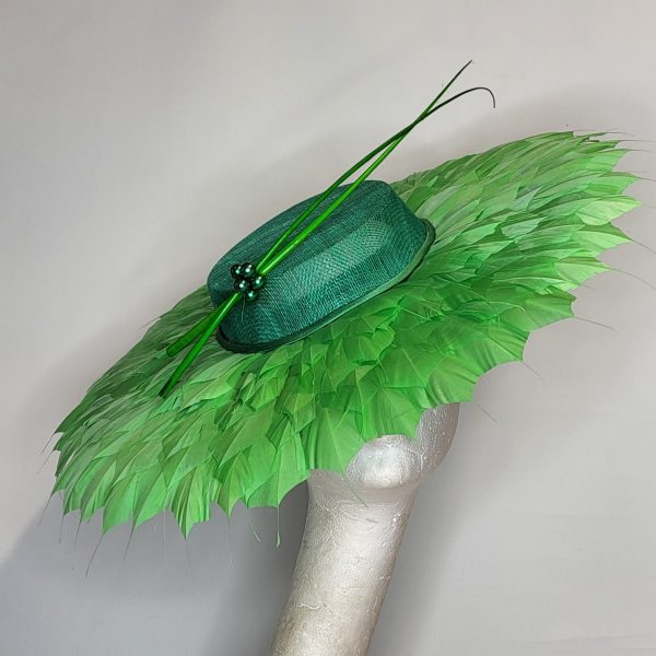 REBEL - KELLY GREEN  BOATER FASCINATOR  EX HIRE SALE - Image 4