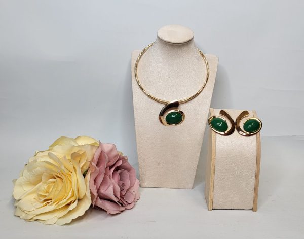 SHERRY - EMERALD GREEN AND GOLD COLLARBIB NECKLACE AND EARRINGS SET