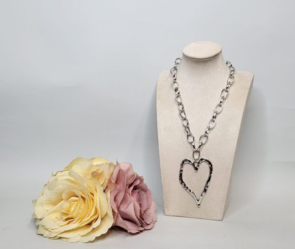 FILLIE - SILVER HEART PENDANT NECKLACE