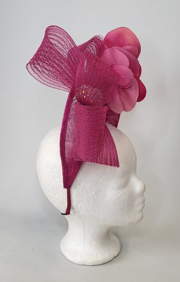 MEREDITH - FUSCHIA PINK HALO FASCINATOR - Image 3