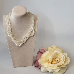 CATALINA - MULTISTRAND PEARL NECKLACE