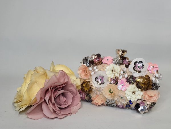 KAMIRA - FLORAL BOX CLUTCH BAG