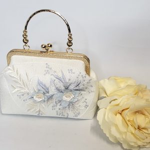 AOIBHE -  IVORY AND BLUE VINTAGE STYLE CLUTCH BAG