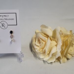 BLACK, PEARL AND GOLD DROPPED EARRINGS