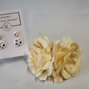 WHITE AND MULTICOLOURED EARRINGS