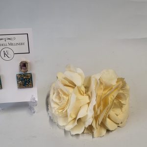 TURQOUISE AND GOLD DROPPED EARRINGS