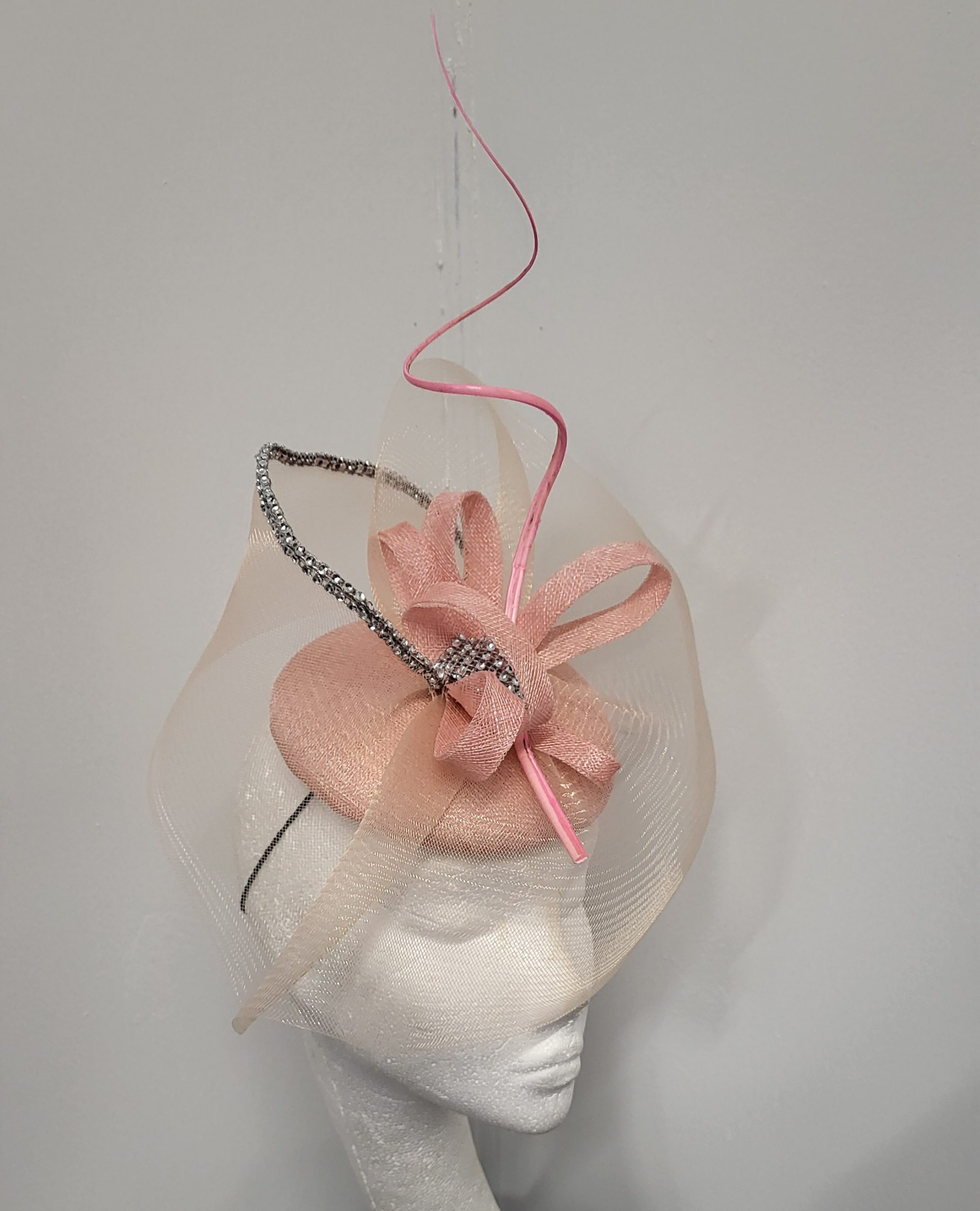 GABBIE - BLUSH SALMON AND SILVER FASCINATOR - HALF PRICE SAMPLE SALE - Image 4