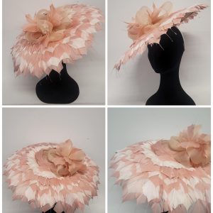 ANDIE - PEACH BLUSH AND IVORY FEATHER BRIM FASCINATOR