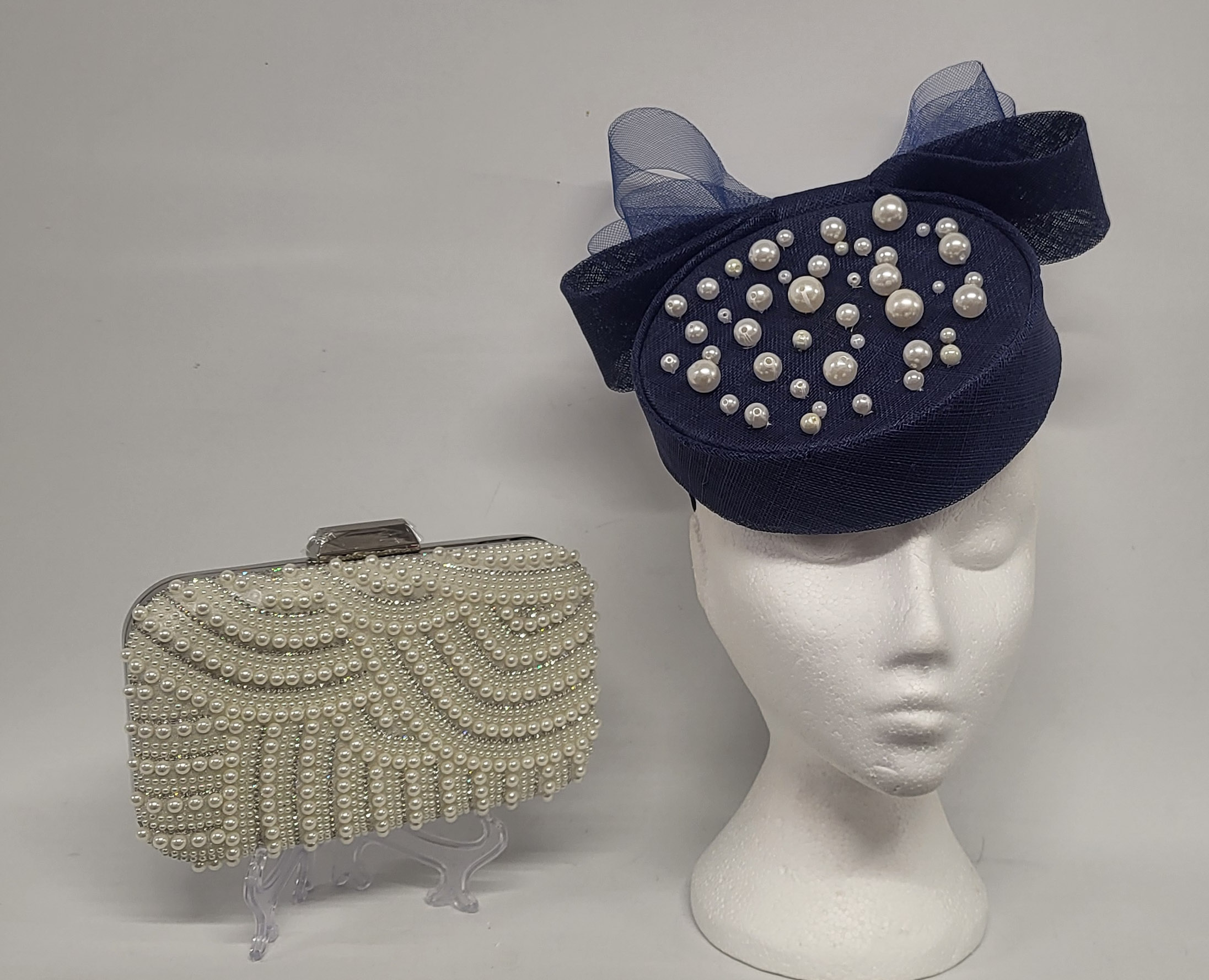 EVANGELINE - NAVY AND PEARL PILLBOX FASCINATOR - Image 2